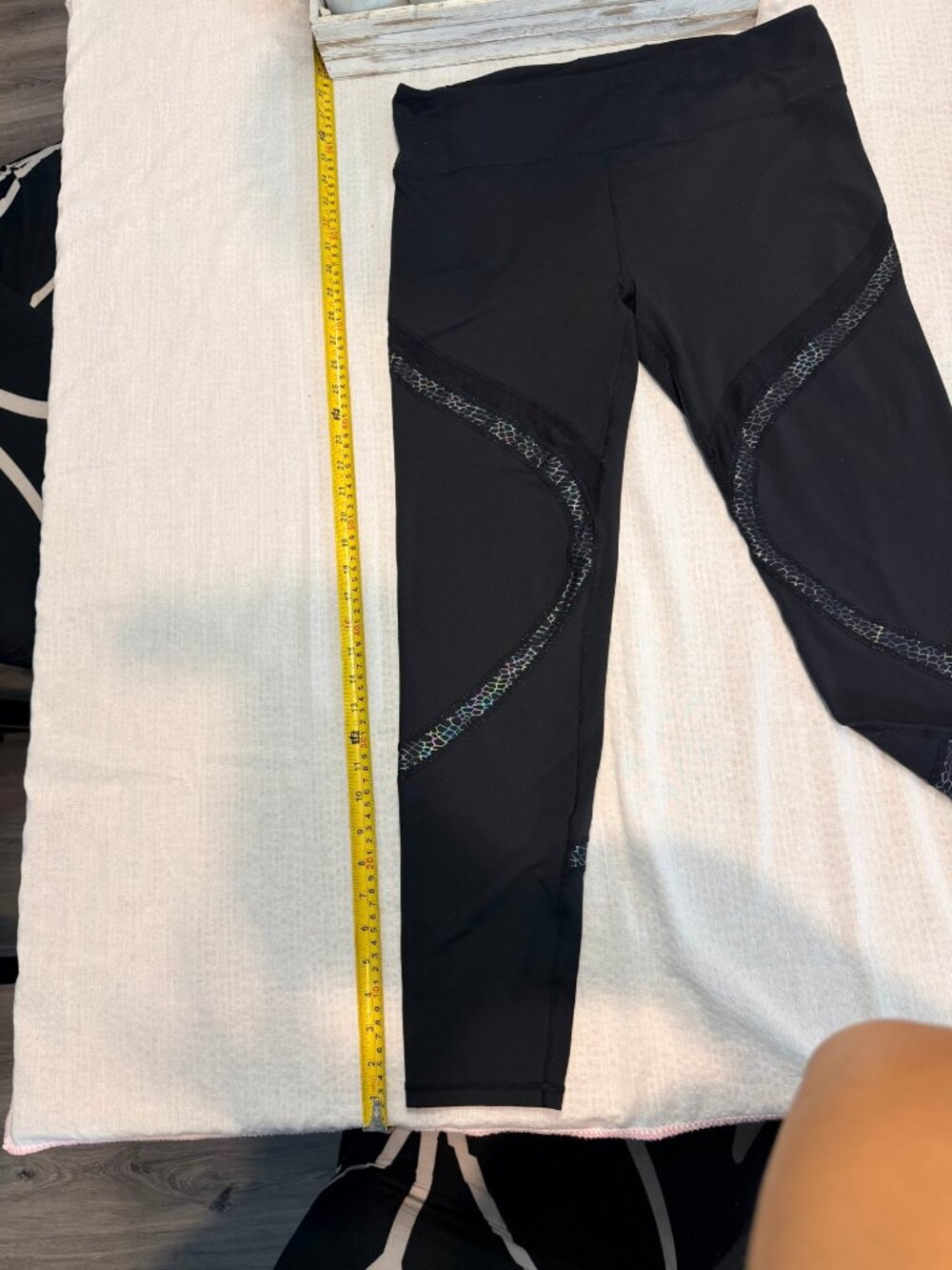 ZYIA Active Black Athletic Leggings Mesh Side Panels Women's 16-18